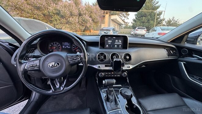 Kia Stinger-3