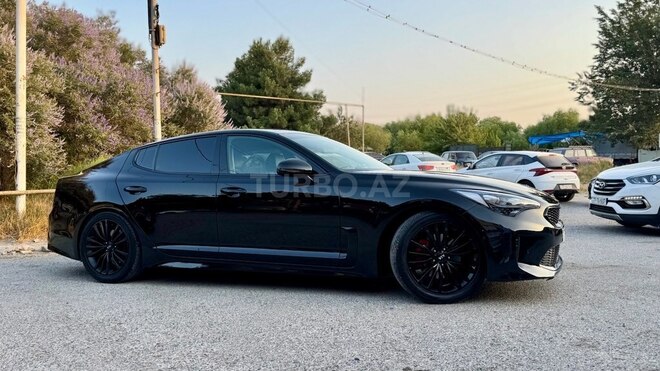 Kia Stinger-12