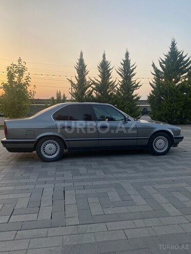 BMW 520 1993, 247,000 km - 2.0 l - Sabirabad
