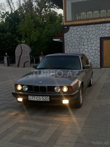 BMW 520 1993, 247,000 km - 2.0 l - Sabirabad