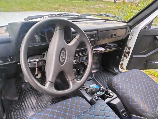 LADA (VAZ) Niva 2016, 84,000 km - 1.7 l - Qax