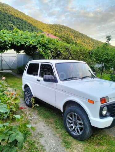 LADA (VAZ) Niva 2016, 84,000 km - 1.7 l - Qax