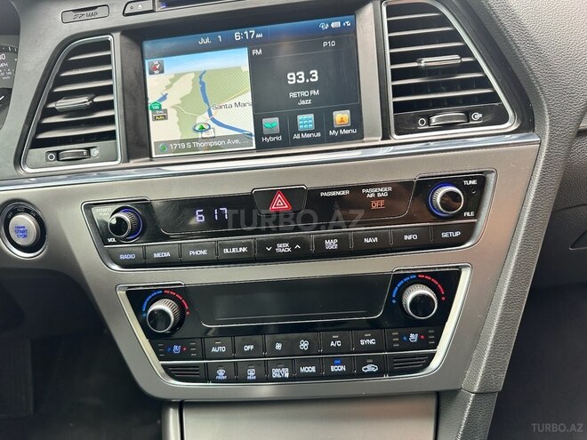 Hyundai Sonata-8