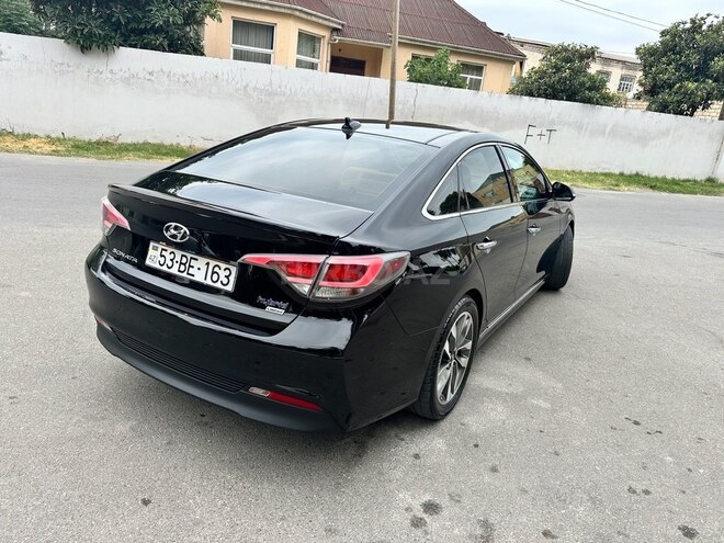 Hyundai Sonata-6