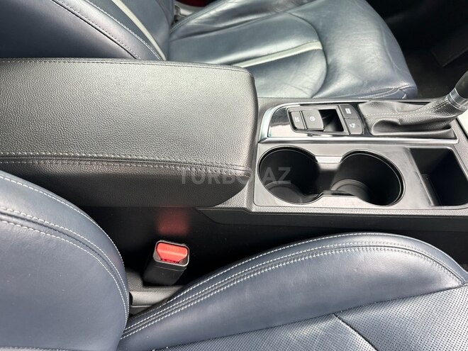 Hyundai Sonata-9