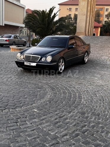 Mercedes E 320 2000, 300,000 km - 3.2 l - Bakı