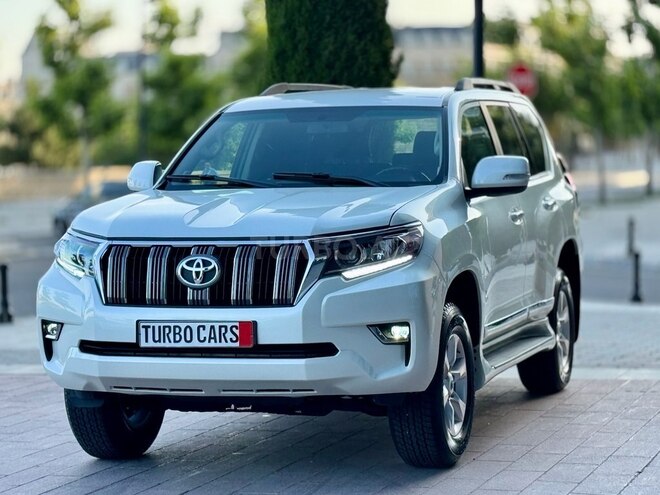 Toyota Land Cruiser Prado-13
