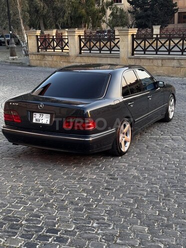 Mercedes E 320 2000, 300,000 km - 3.2 l - Bakı