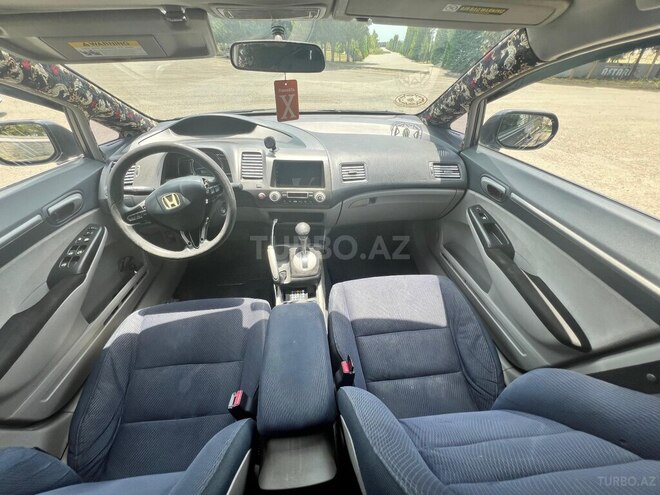 Honda Civic 2008, 386,333 km - 1.3 l - Astara