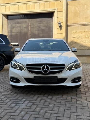 Mercedes E 220 d-8