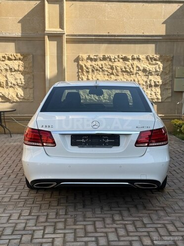 Mercedes E 220 d-15