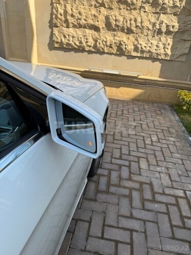 Mercedes E 220 d-21