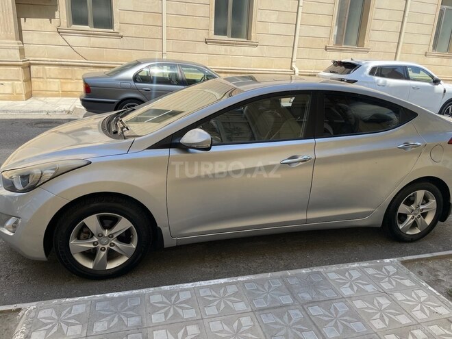 Hyundai Elantra 2012, 200,000 km - 1.6 l - Bakı