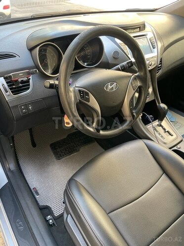 Hyundai Elantra 2012, 200,000 km - 1.6 l - Bakı