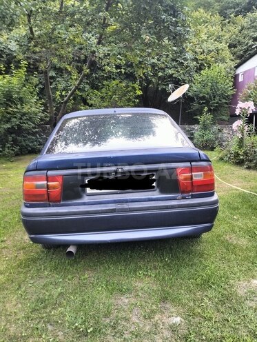 Opel Vectra 1994, 155,555 km - 2.0 l - Qax