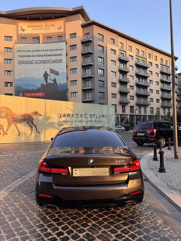 BMW 530-2