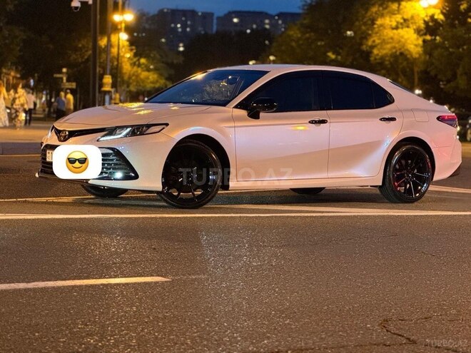 Toyota Camry-3