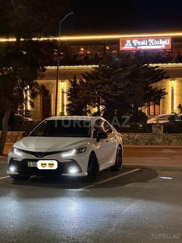 Toyota Camry-4