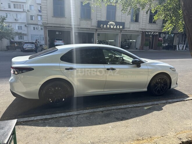Toyota Camry-8