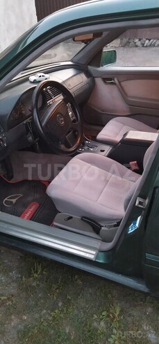 Mercedes C 220 1995, 486,301 km - 2.2 л - Zaqatala