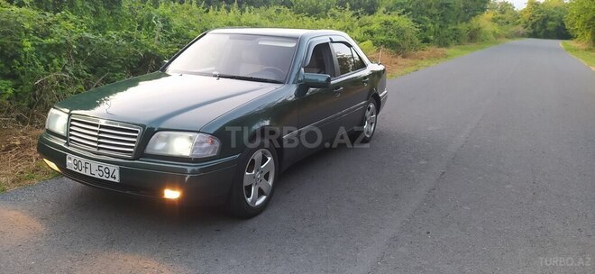 Mercedes C 220 1995, 486,301 km - 2.2 л - Zaqatala