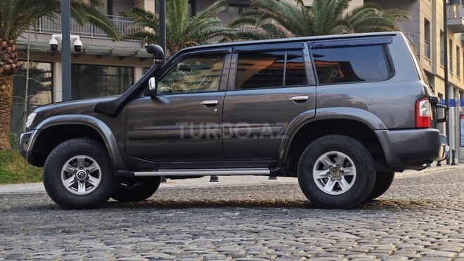 Nissan Patrol 2003, 460,000 km - 3.0 l - Bakı