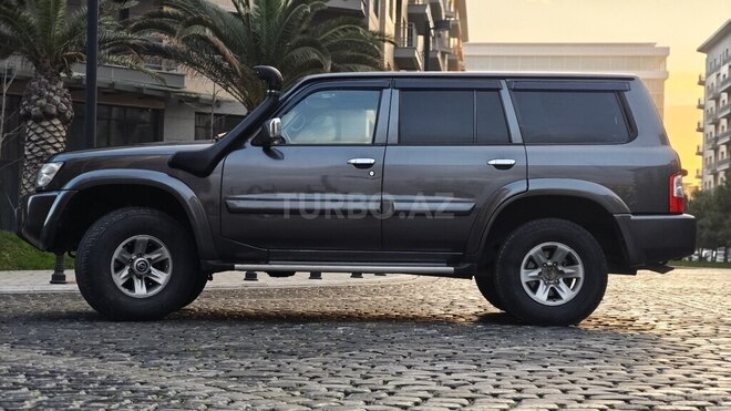 Nissan Patrol 2003, 460,000 km - 3.0 l - Bakı