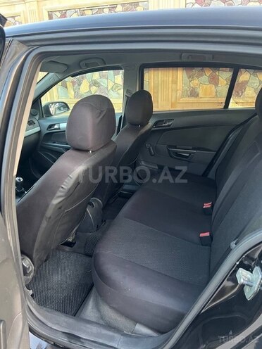 Opel Astra-12