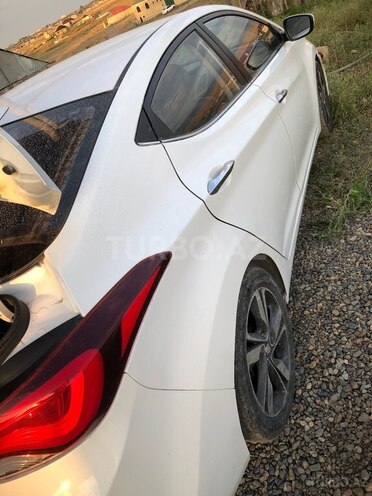 Hyundai Elantra 2014, 330,000 km - 1.6 l - Bakı