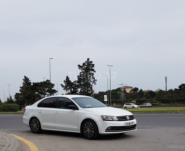 Volkswagen Jetta 2015, 194,000 km - 1.8 л - Bakı
