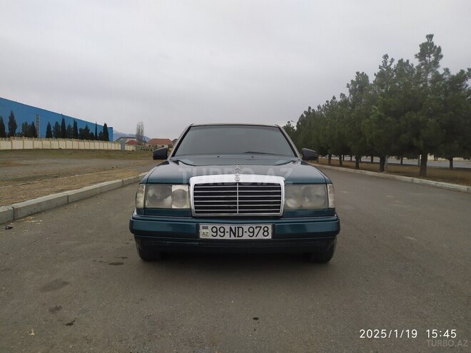 Mercedes E 250 1994, 200,000 km - 2.5 l - Gəncə