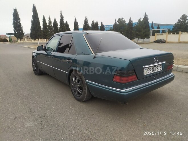 Mercedes E 250 1994, 200,000 km - 2.5 l - Gəncə