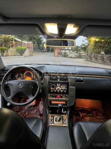 Mercedes E 270 2000, 347,000 km - 2.7 л - Masallı