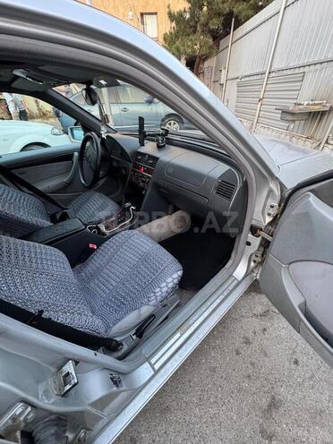 Mercedes C 180 1997, 331,500 km - 1.8 л - Bakı