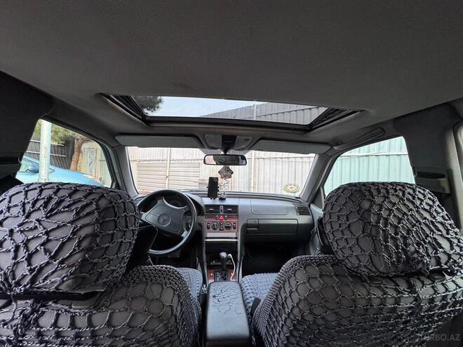 Mercedes C 180 1997, 331,500 km - 1.8 л - Bakı