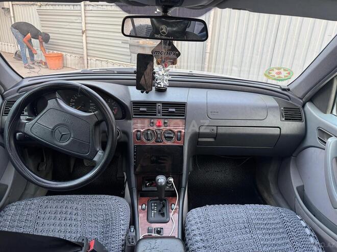 Mercedes C 180 1997, 331,500 km - 1.8 л - Bakı