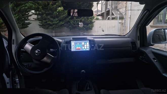Nissan Navara 2013, 270,000 km - 2.5 l - Bakı
