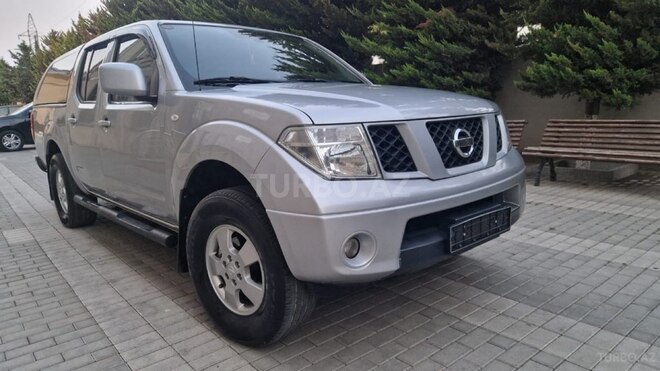 Nissan Navara 2013, 270,000 km - 2.5 l - Bakı