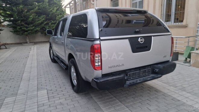 Nissan Navara 2013, 270,000 km - 2.5 l - Bakı