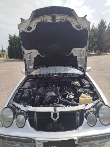 Mercedes E 220 d 2001, 248,000 km - 2.2 l - Astara