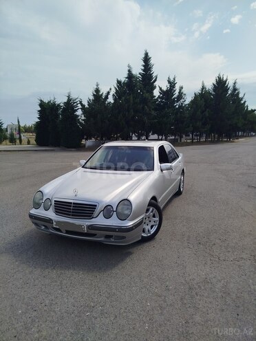 Mercedes E 220 d 2001, 248,000 km - 2.2 l - Astara