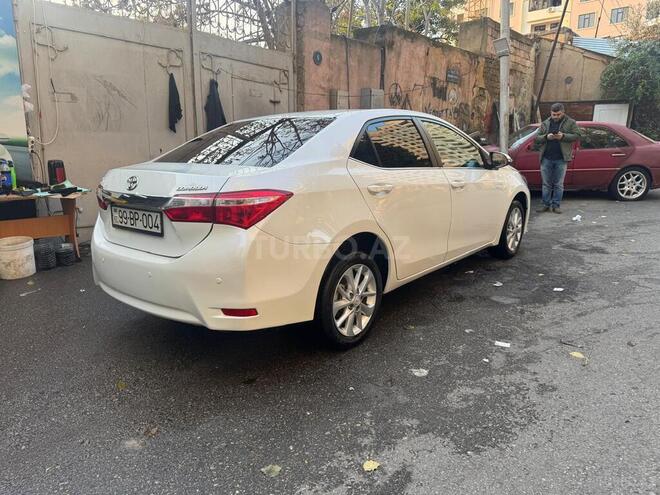 Toyota Corolla 2013, 182,000 km - 1.6 l - Bakı