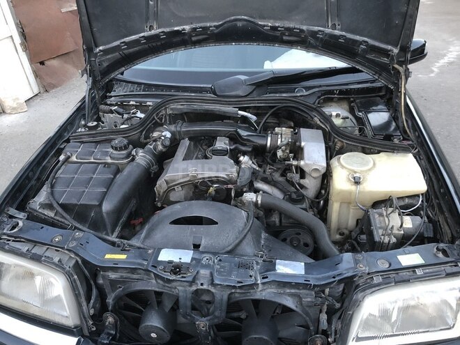 Mercedes C 220 1994, 517,760 km - 2.2 l - Ucar