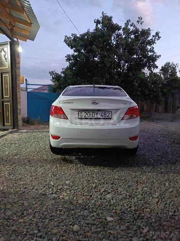 Hyundai Accent 2015, 170,342 km - 1.6 l - Gəncə