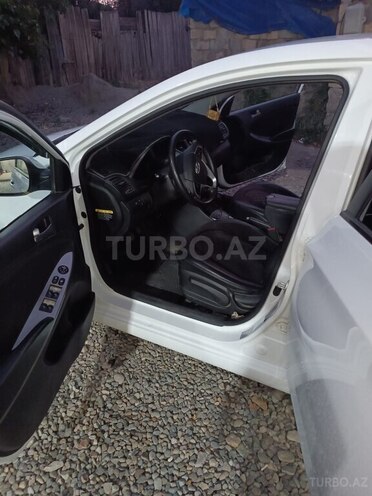 Hyundai Accent 2015, 170,342 km - 1.6 l - Gəncə