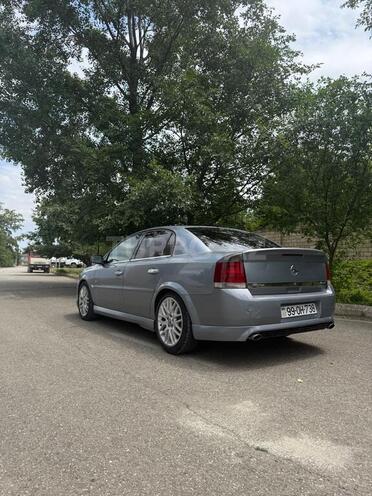 Opel Vectra 2007, 175,000 km - 2.8 л - Quba