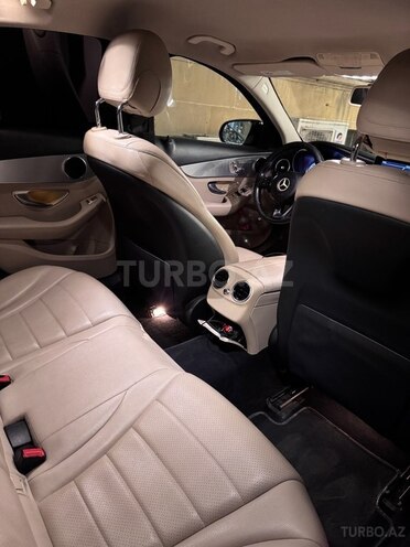 Mercedes C 300 2015, 180,000 km - 2.0 л - Bakı