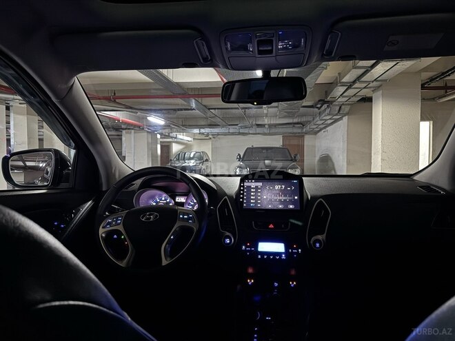 Hyundai ix35-15