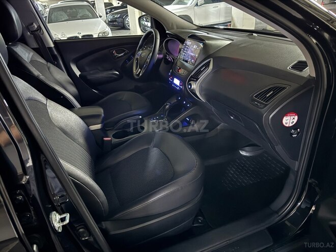 Hyundai ix35-10