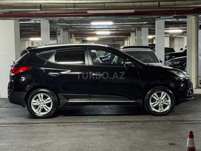 Hyundai ix35-7